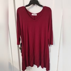 Burgundy knit dress with pockets